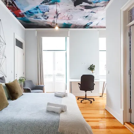 홈스테이 Pleasant Bedrooms In Shared House In The Center Of Praca Da Figueira